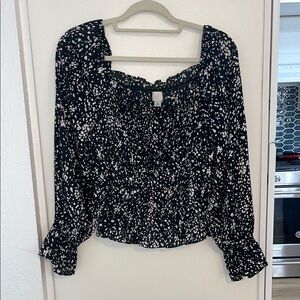 A New Day Black and White Smocked Speckled Print with Long Sleeves Blouse | XL